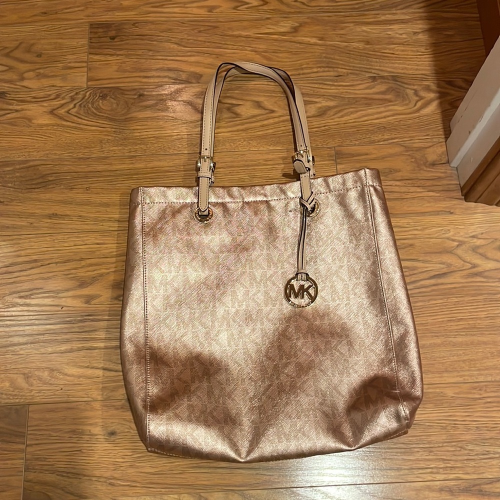 Michael Kors tote bag- copper metallic EUC